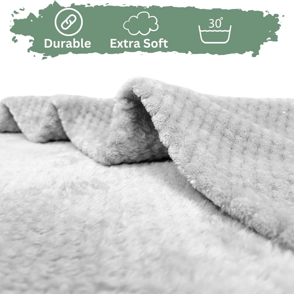 Bear & Panda - Waffle Throw Blanket