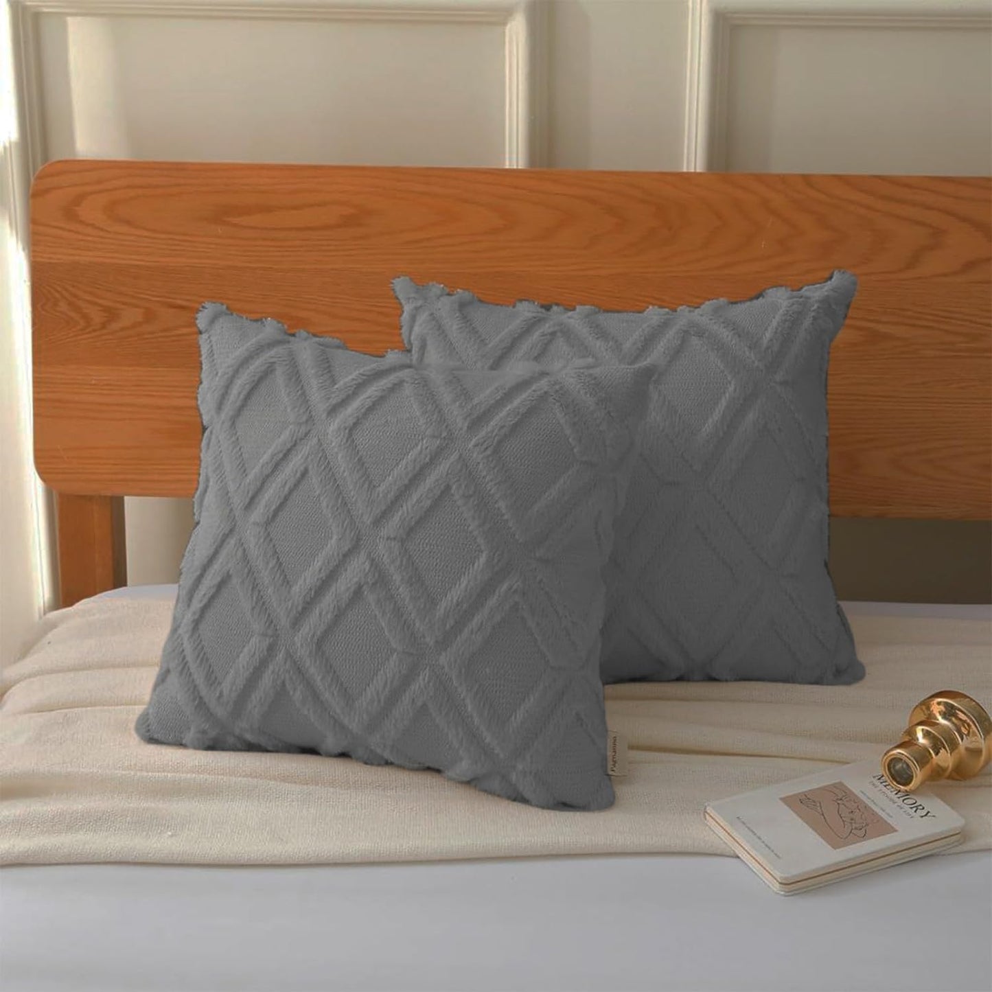 Pagnanno - Soft Velvet Cushion Covers Set of 2 & 4 - Design 7